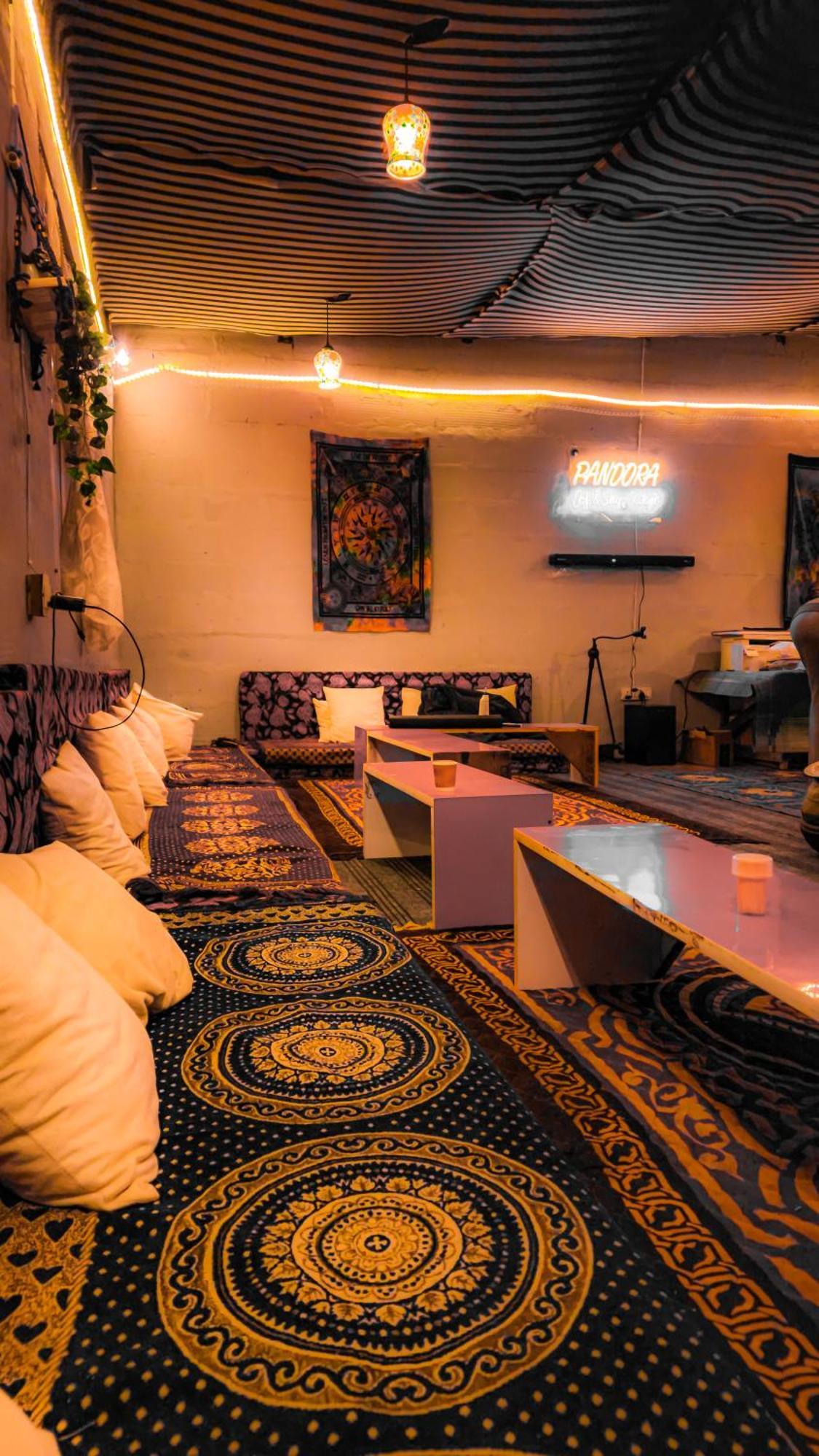 Pandora Riverside Cafe & Stay 卡索尔 外观 照片